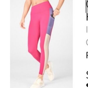 Fabletics On-The-Go PowerHold® High-Waisted Legging
